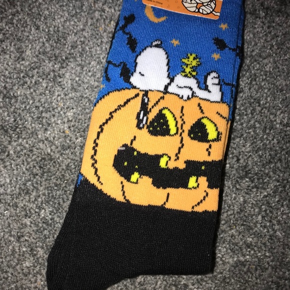 NWT Men’s Snoopy Halloween Pumpkin Socks 10-13 - Picture 3 of 6
